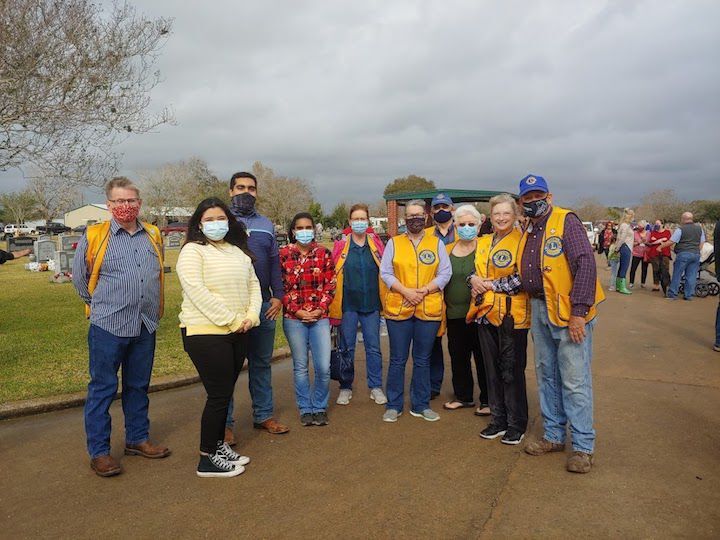 Local non-profits participate in Wreaths Across America for veterans